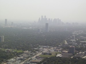downtown-Houston-skyline-smog-haze-pollution_081747